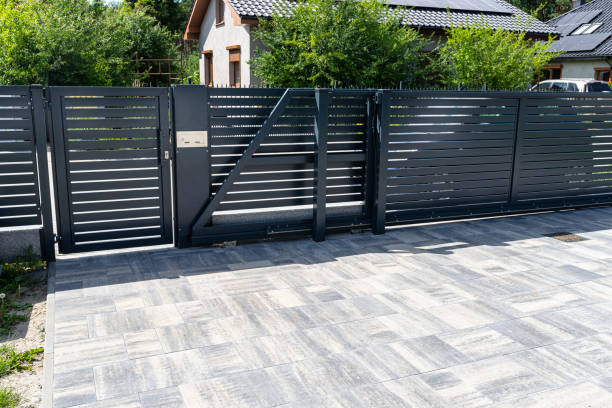 Best Professional Driveway Pavers  in Pleasant Prairie, WI